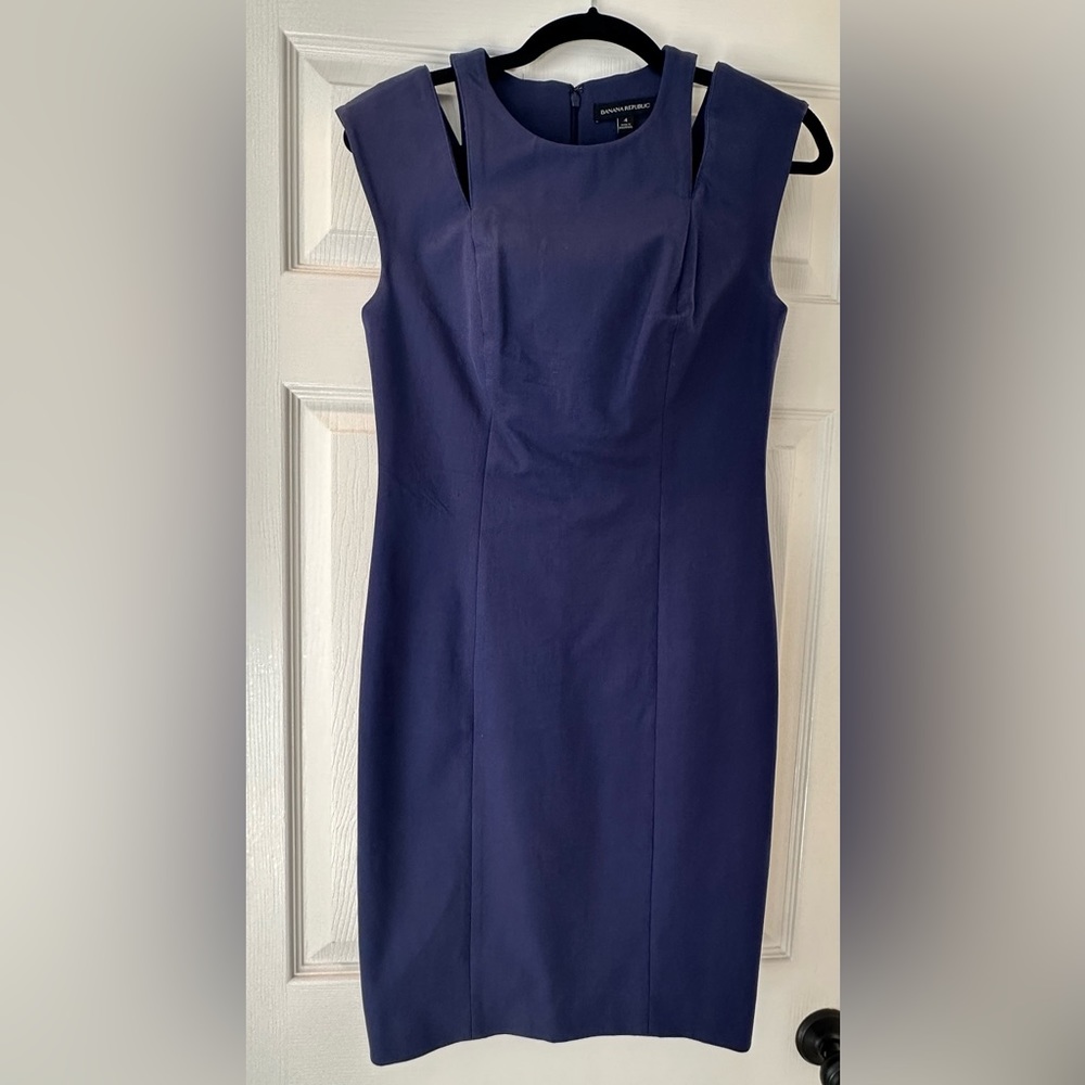 Navy Banana Republic sheath dress